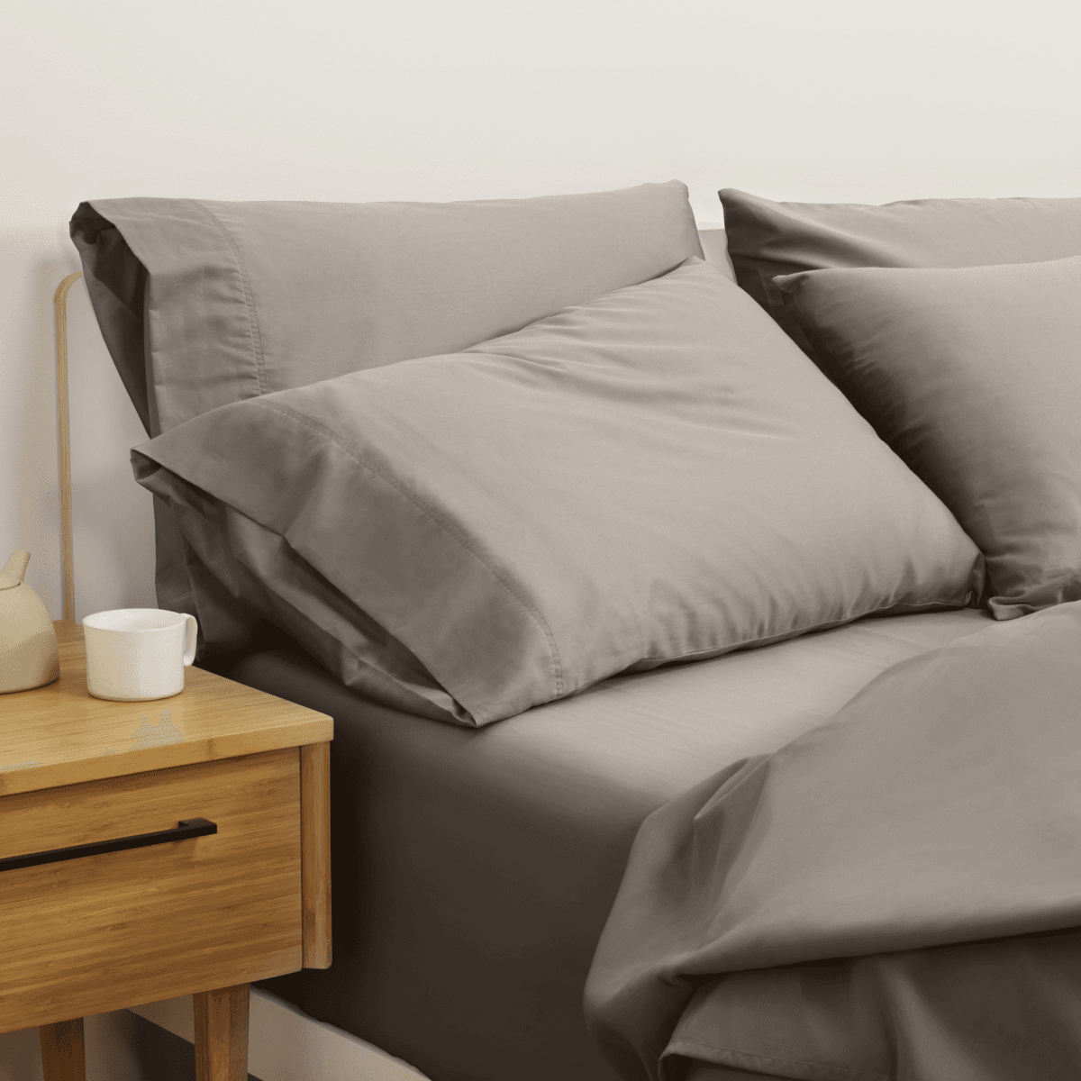 Bed Sheet Sets: Premium & Cooling